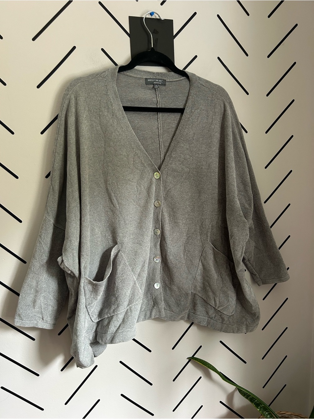 Barefoot dreams cozychic lite cardigan